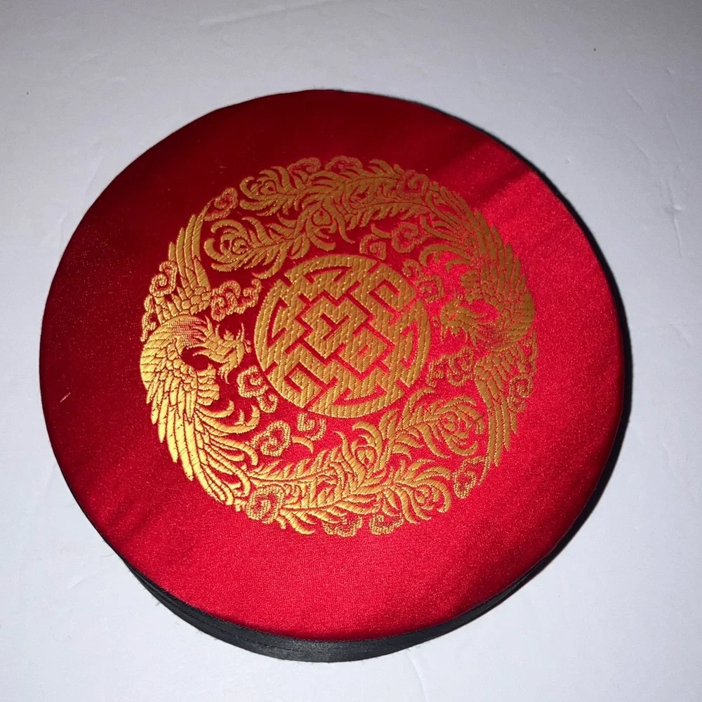 Vintage Red and Black‎ Round Satin Jewelry Organizer with Oriental Flair 6”